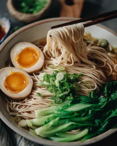 Yang Chu Mian close-up